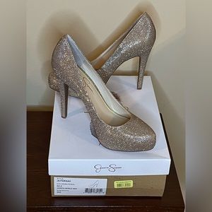 Jessica Simpson Shimmery Gold Pumps